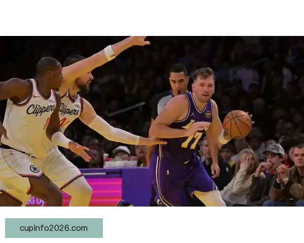 东契奇首节砍17分一度离场后强势回归 实现生涯5000分里程碑